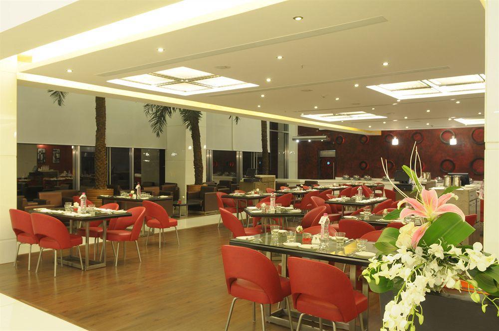 Welcomhotel By Itc Hotels, Ashram Road, Ahmedabad Extérieur photo